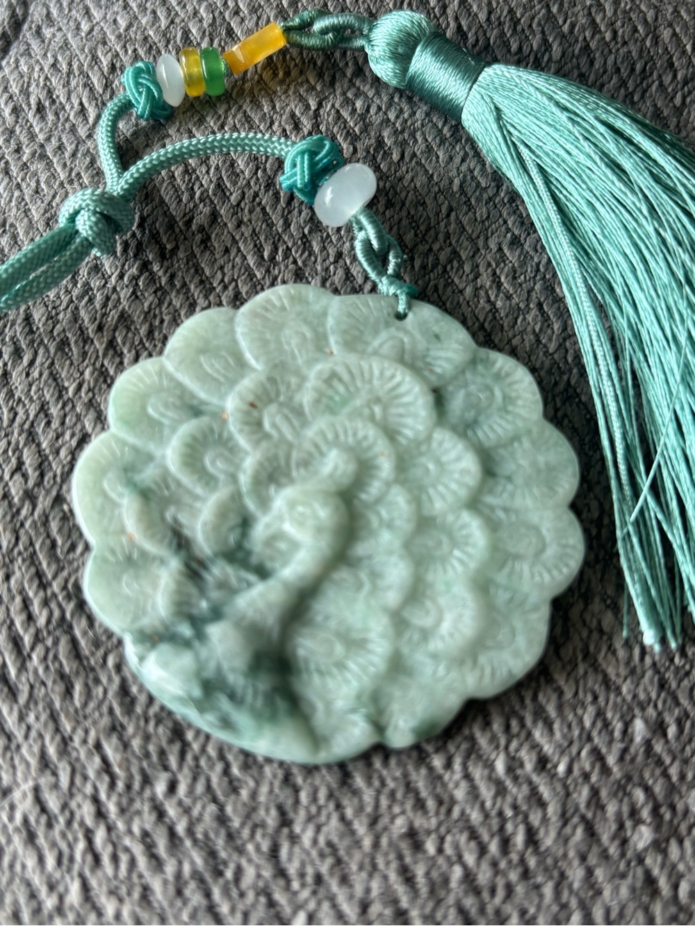 Jadeite Peacock Pendant - Picture 2 of 6